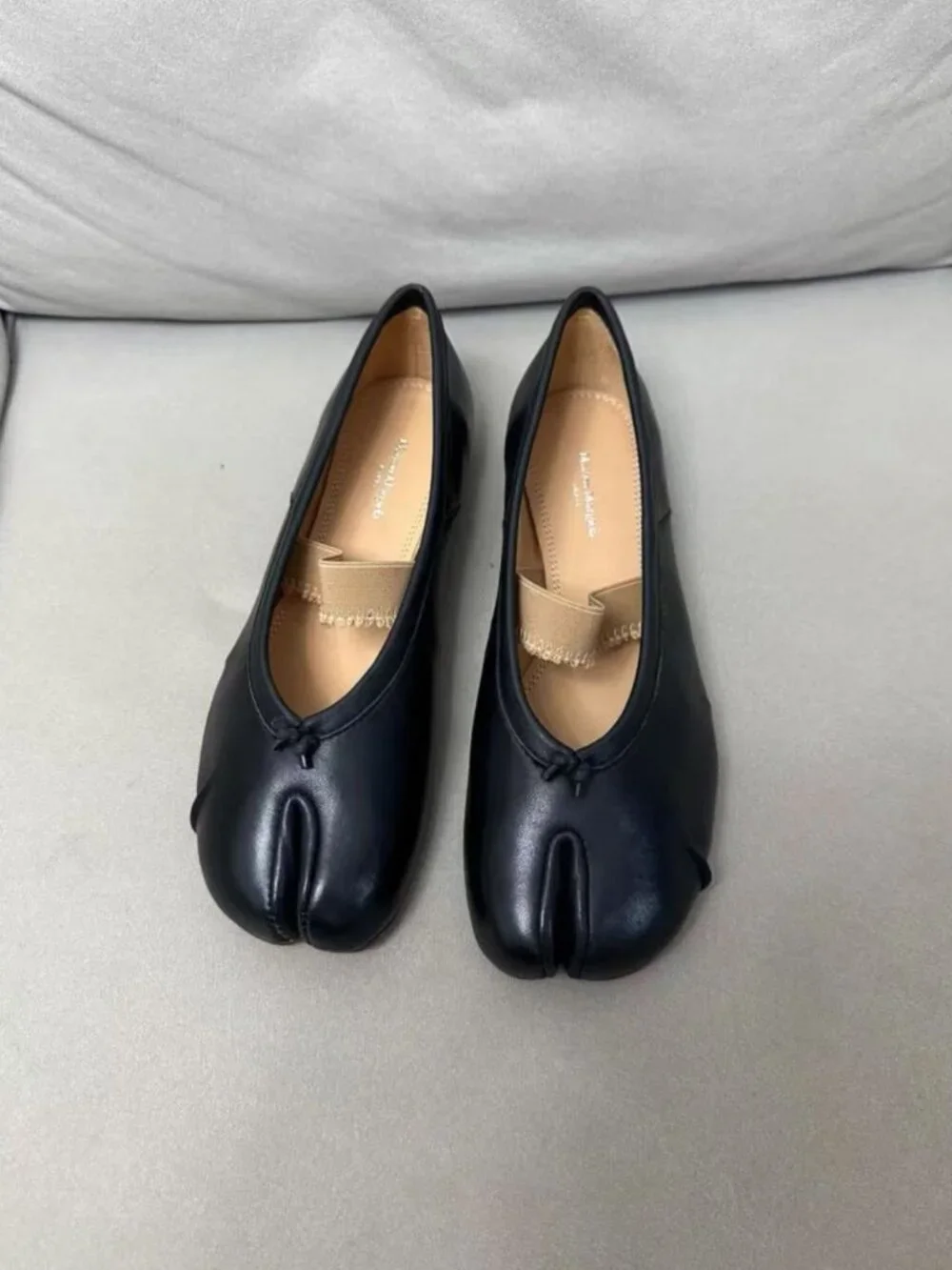 Maison Margiela Black Leather Tabi Split-Toe Elastic Strap Ballet Flats